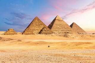 Cairo – Ancient Wonders and Vibrant Culture