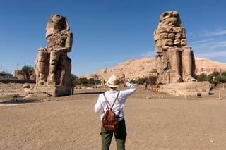 Tourist Girl Interested In Egyptology And Archeology And Gets A Travel Experience