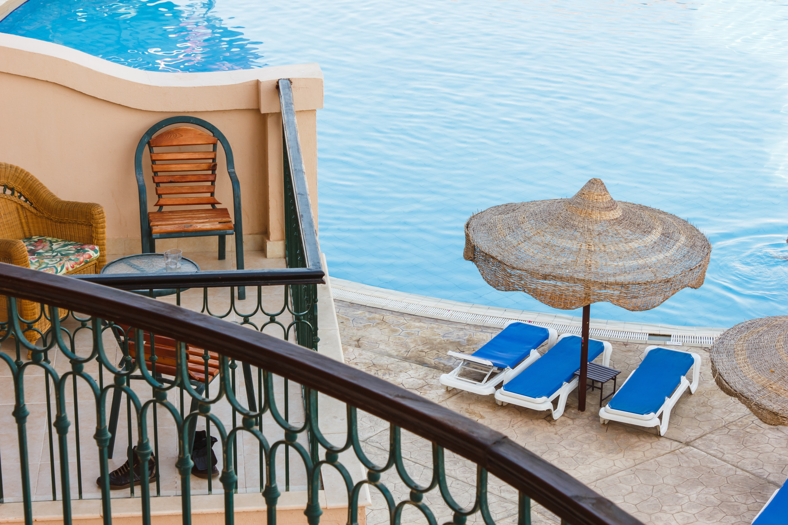 Vista de hotel en el mar Rojo, Egipto