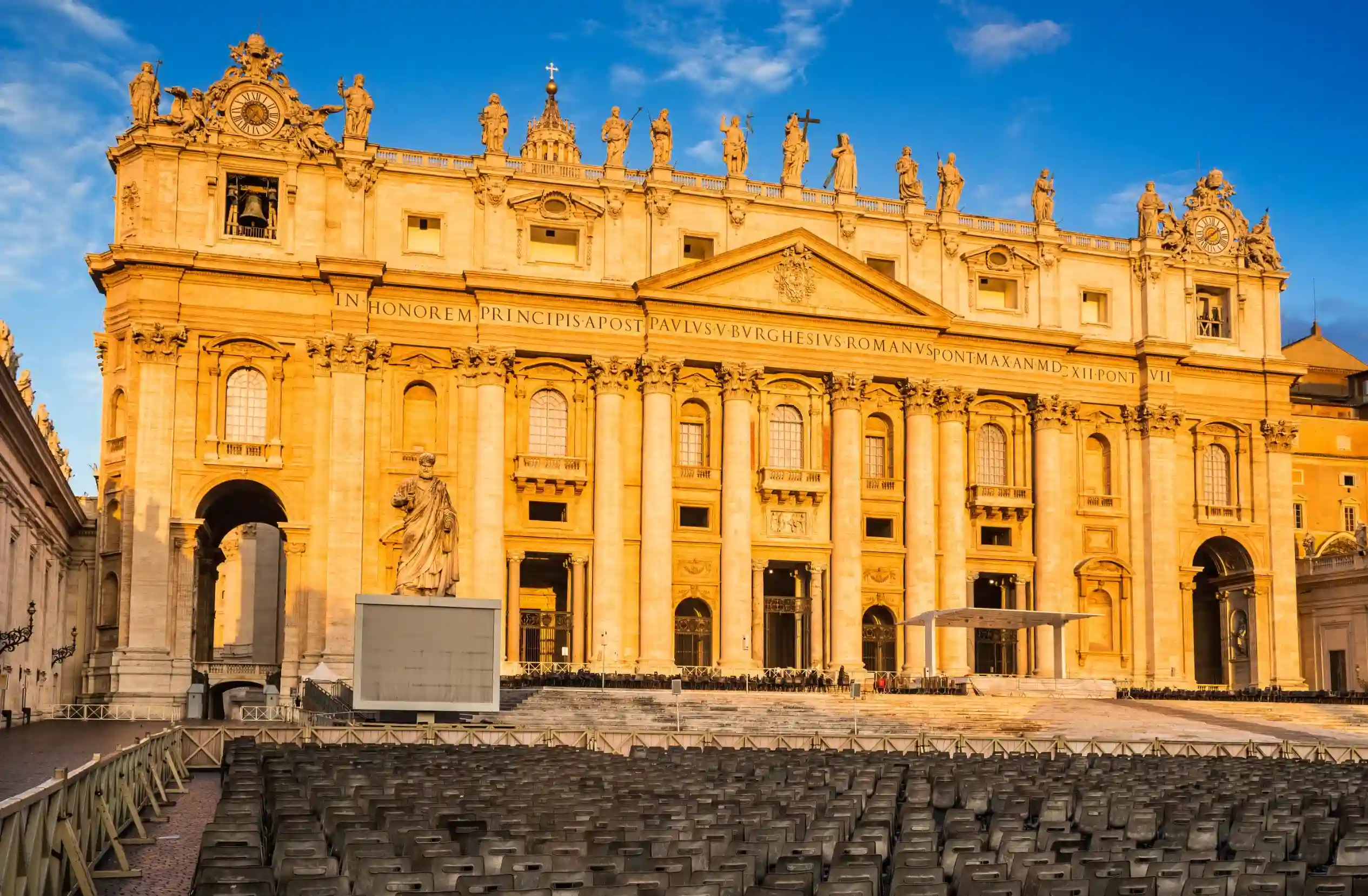 st peter basilica from vatican main religious catholic church holy see