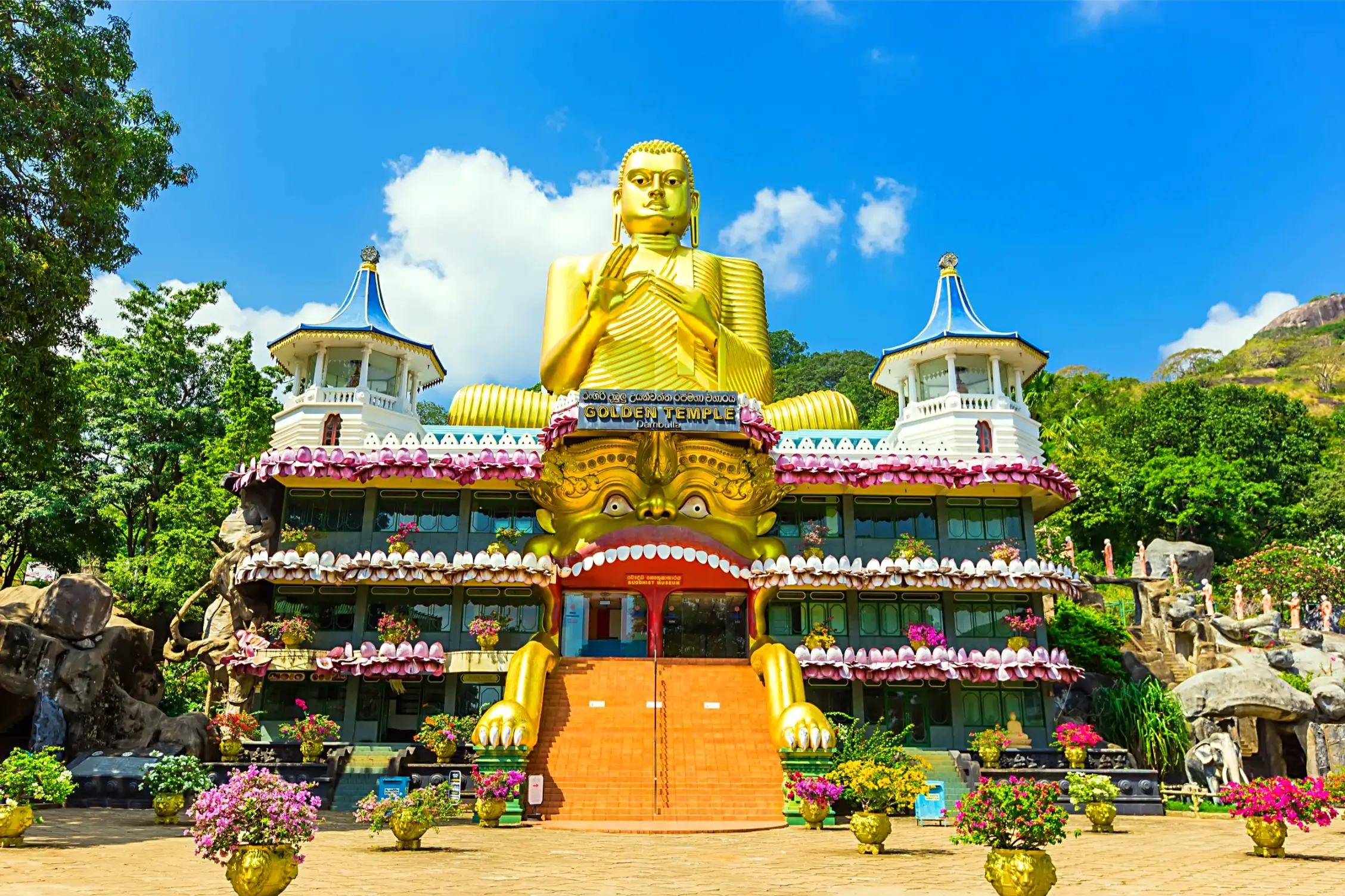 the golden temple in sri lanka