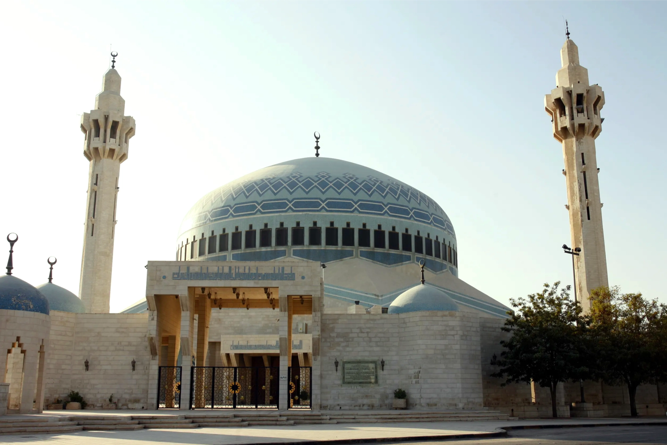the king abdullah mosque in amman jordan