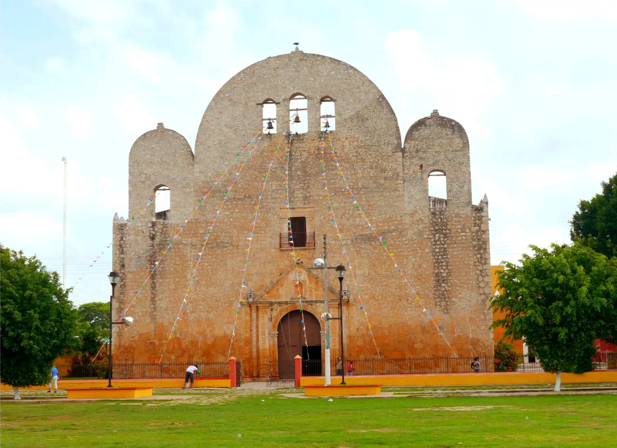 the merida cathedral in mexico city