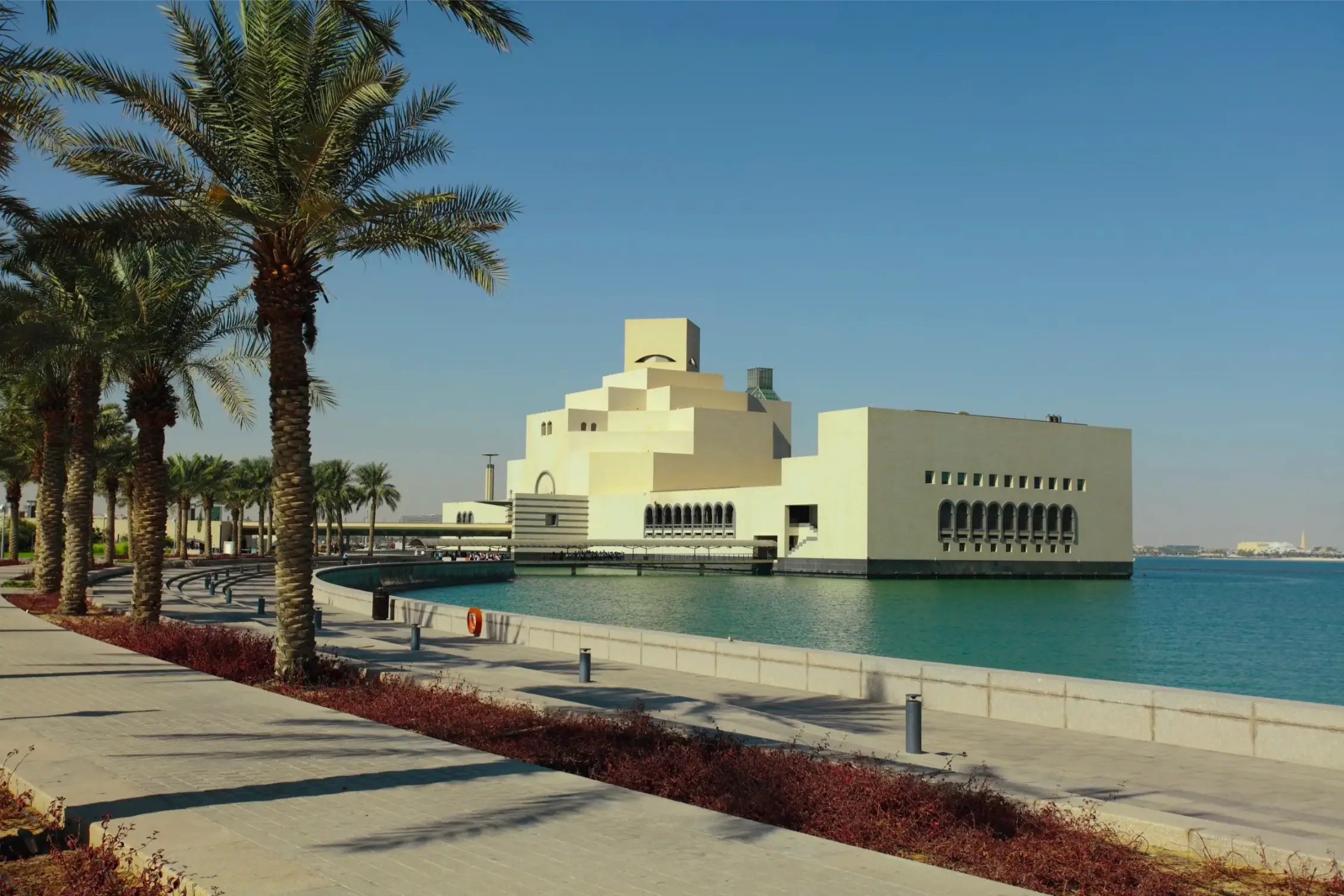 the museum of islamic art in doha qatar