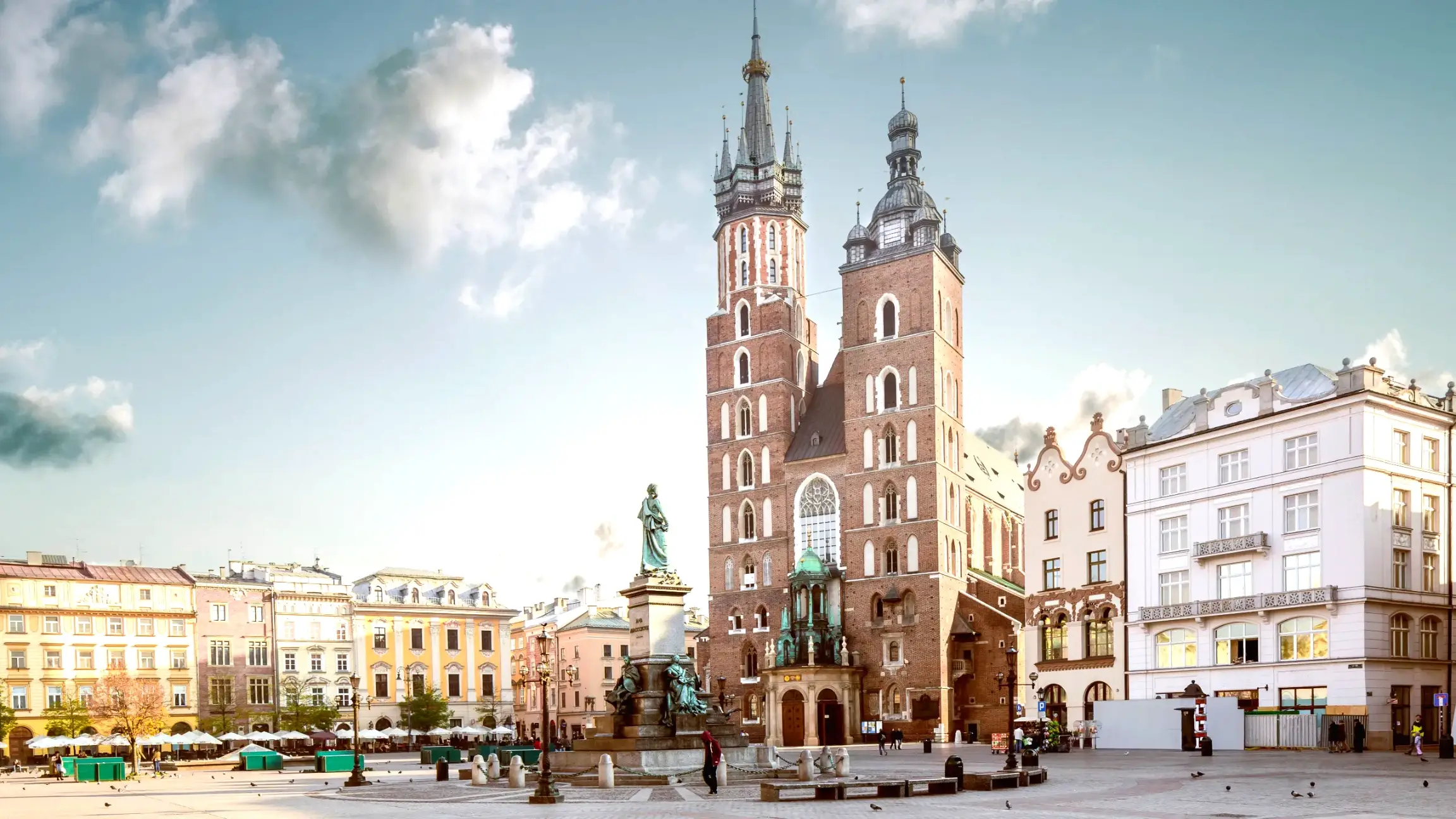 the st mary church in cracow poland